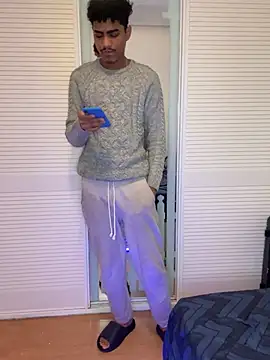 Ryan-hot online show from March 4, 2025, 3:04 pm