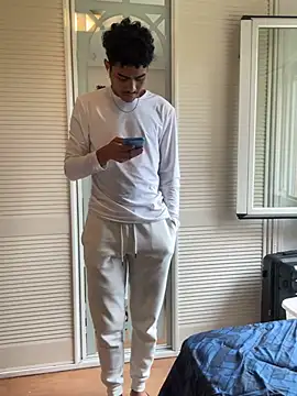 Ryan-hot online show from March 9, 2025, 10:08 am