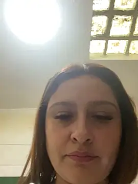 Keittly  online show from December 6, 2024, 7:12 pm