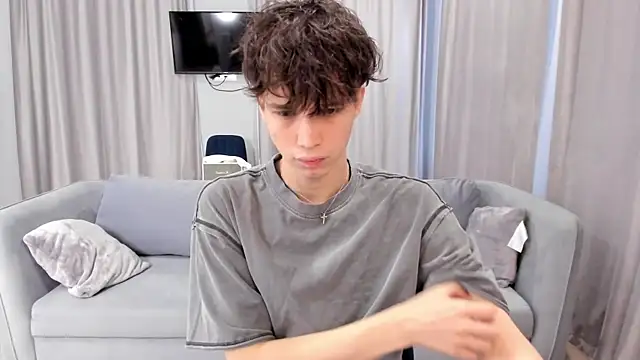 Snapshot of Im_Shine_Guy chatting on December 24, 2024, 9:28 am Im Shine Guy online show from December 24, 2024, 9:28 am