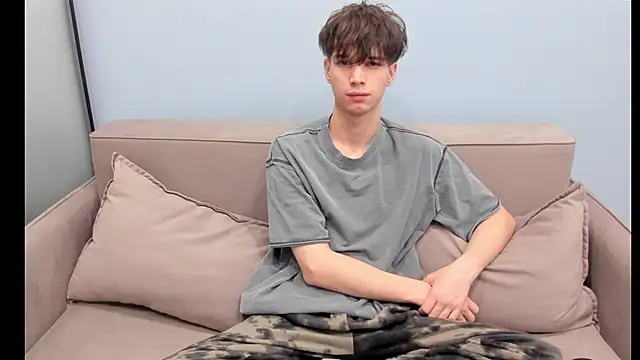 Snapshot of Im_Shine_Guy chatting on October 18, 2025, 2:36 am Im Shine Guy online show from October 18, 2025, 2:36 am