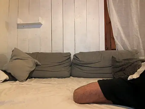 Snapshot of trebord77 chatting on February 2, 2026, 8:51 pm trebord77 online show from February 2, 2026, 8:51 pm