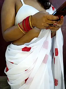 Snapshot of deslisexpriya chatting on March 9, 2025, 5:33 am deslisexpriya online show from March 9, 2025, 5:33 am