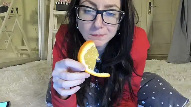 Baby Jewel online show from February 2, 2025, 2:13 pm