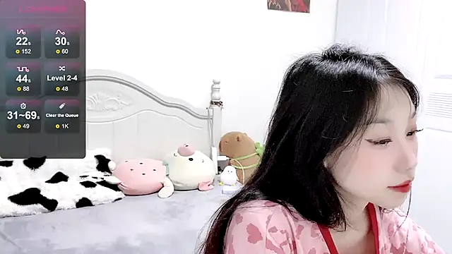 Snapshot of MMiao-66u chatting on December 23, 2024, 8:11 am MMiao-66u online show from December 23, 2024, 8:11 am