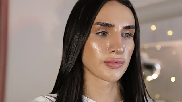 Kim Oberlin  online show from February 18, 2025, 2:16 pm