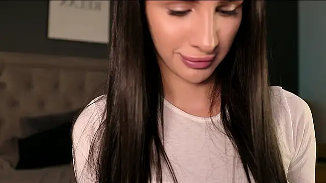 Kim Oberlin  online show from October 16, 2025, 11:55 am