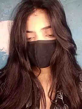 Lunaxx001 online show from March 26, 2026, 6:41 am