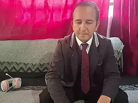 yazforeSolo online show from September 29, 2025, 1:49 pm