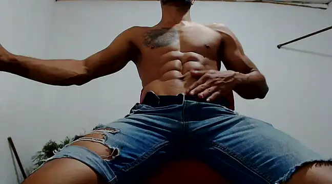 fernandez latinblackk online show from December 6, 2024, 5:53 am