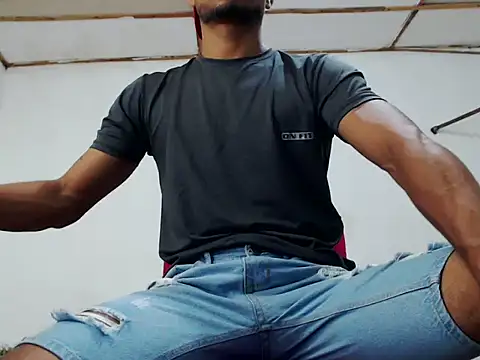 fernandez latinblackk online show from January 4, 2025, 3:40 am