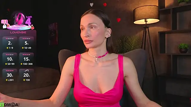 Snapshot of Beatrice_Brice chatting on April 19, 2026, 1:05 am Beatrice Brice online show from April 19, 2026, 1:05 am