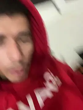 Snapshot of RicarBer chatting on February 9, 2026, 12:36 am RicarBer online show from February 9, 2026, 12:36 am