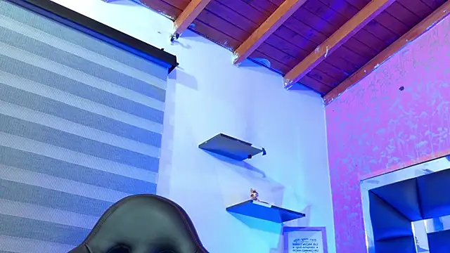 Sofia martiin online show from September 26, 2025, 3:10 am