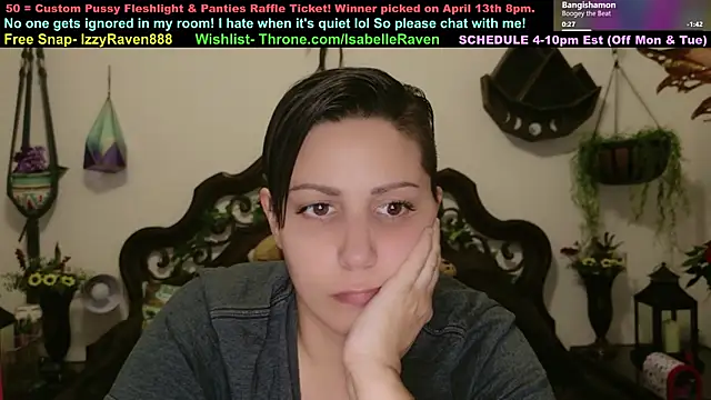 Snapshot of IsabelleRaven chatting on April 6, 2026, 12:52 am IsabelleRaven online show from April 6, 2026, 12:52 am