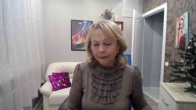 Milla Cutie18 online show from December 25, 2024, 5:37 am