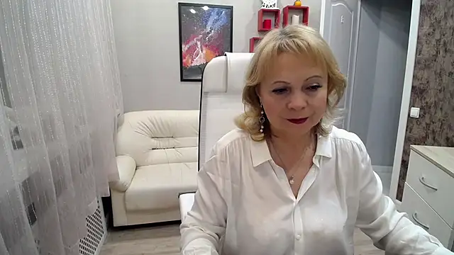 Snapshot of Milla_Cutie18 chatting on November 21, 2025, 5:06 am Milla Cutie18 online show from November 21, 2025, 5:06 am