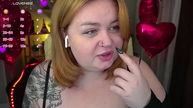 ZaraReignn online show from February 21, 2025, 9:11 pm