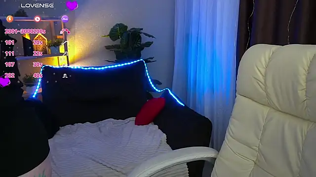 ZaraReignn online show from March 9, 2025, 3:11 am