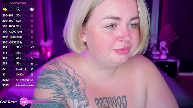 ZaraReignn online show from September 15, 2025, 7:25 pm