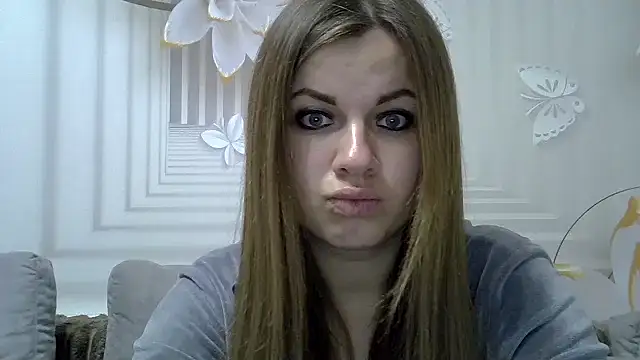 TinaFun4u online show from February 28, 2025, 8:28 pm