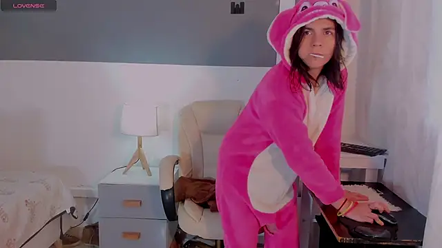 MorganitaX online show from October 20, 2025, 12:05 pm