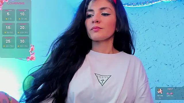 Snapshot of elissa_iris chatting on November 14, 2025, 11:35 pm elissa iris online show from November 14, 2025, 11:35 pm