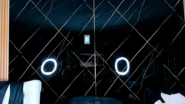 Owen Muzcle online show from October 25, 2025, 4:20 am