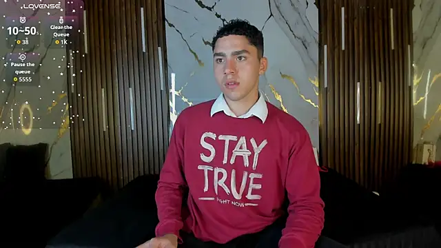 LiamNovak online show from November 19, 2025, 12:05 pm