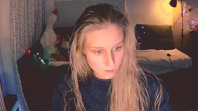 KatiKate online show from December 11, 2024, 6:52 pm