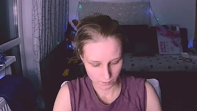 KatiKate online show from January 10, 2025, 2:04 am