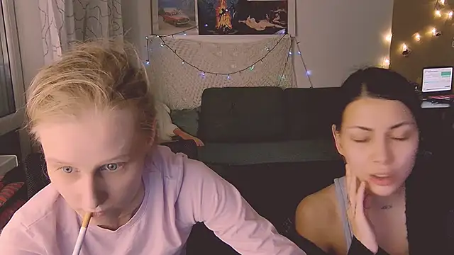 KatiKate online show from February 17, 2025, 11:42 pm