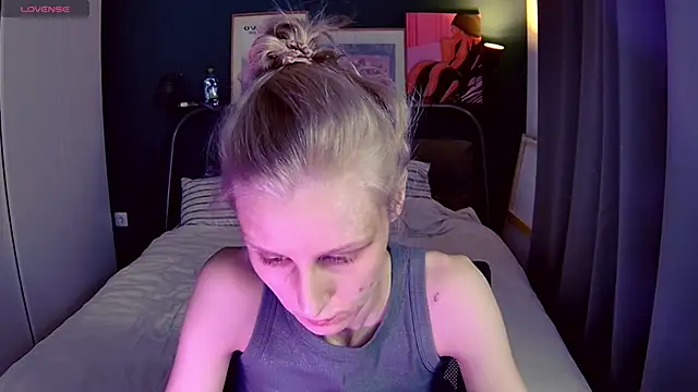 Snapshot of KatiKate chatting on June 20, 2026, 6:11 pm KatiKate online show from June 20, 2026, 6:11 pm