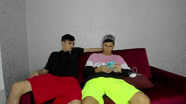 Snapshot of mckensy_sexxx18 chatting on December 13, 2024, 8:47 pm mckensy sexxx18 online show from December 13, 2024, 8:47 pm