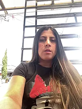 girl anni online show from February 10, 2025, 4:47 pm