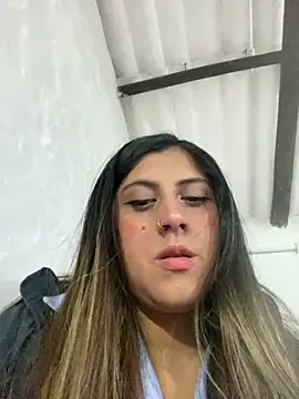 girl anni online show from February 10, 2025, 10:51 pm