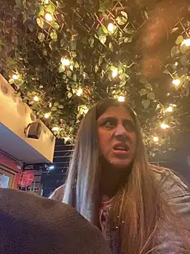 girl anni online show from February 13, 2025, 12:02 am