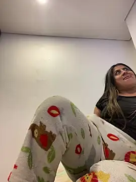 girl anni online show from February 19, 2025, 3:28 am