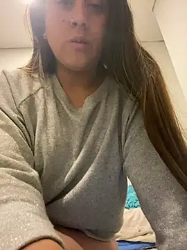 girl anni online show from February 19, 2025, 6:33 am