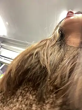 girl anni online show from March 1, 2025, 11:26 pm