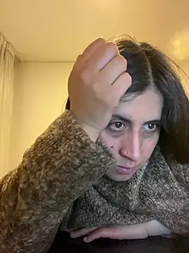 girl anni online show from March 2, 2025, 3:13 am