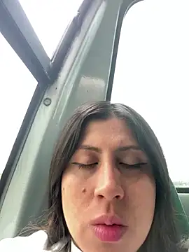 girl anni online show from March 4, 2025, 5:03 pm