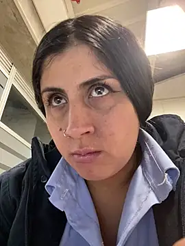 girl anni online show from March 18, 2025, 1:43 am