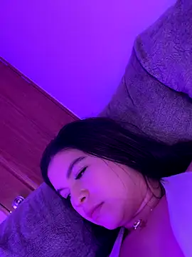 Blancanievess online show from November 15, 2025, 7:49 am