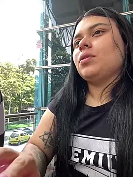 alissonfernandez  online show from March 21, 2025, 3:24 pm