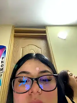 alissonfernandez  online show from January 9, 2026, 11:06 pm