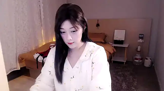 puppy-mango online show from December 24, 2024, 2:33 pm