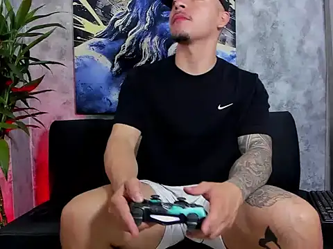 boyc022  online show from February 8, 2026, 4:43 pm