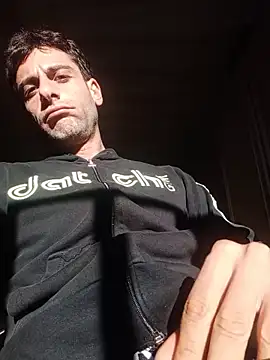 MrTamburine22 online show from November 5, 2025, 1:55 pm