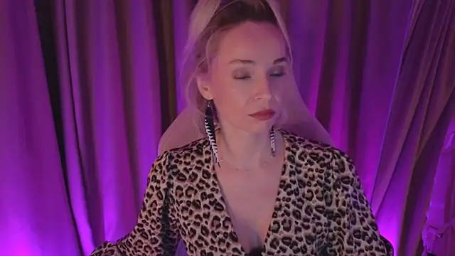 bubbling crush online show from February 28, 2025, 5:48 pm